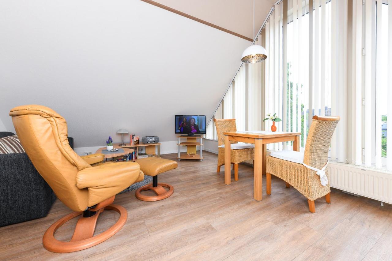 Ferienwohnungen Haus Sternenlicht Эзенс Экстерьер фото