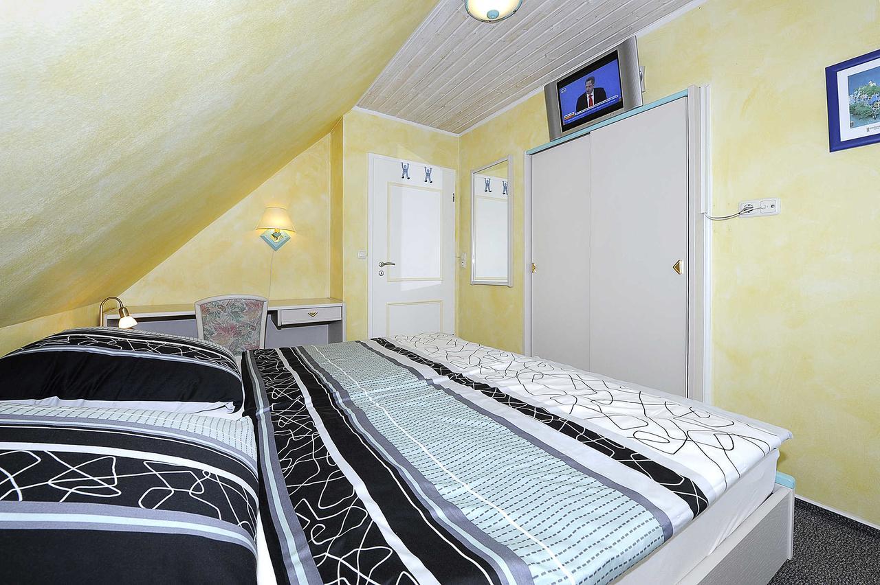 Ferienwohnungen Haus Sternenlicht Эзенс Экстерьер фото